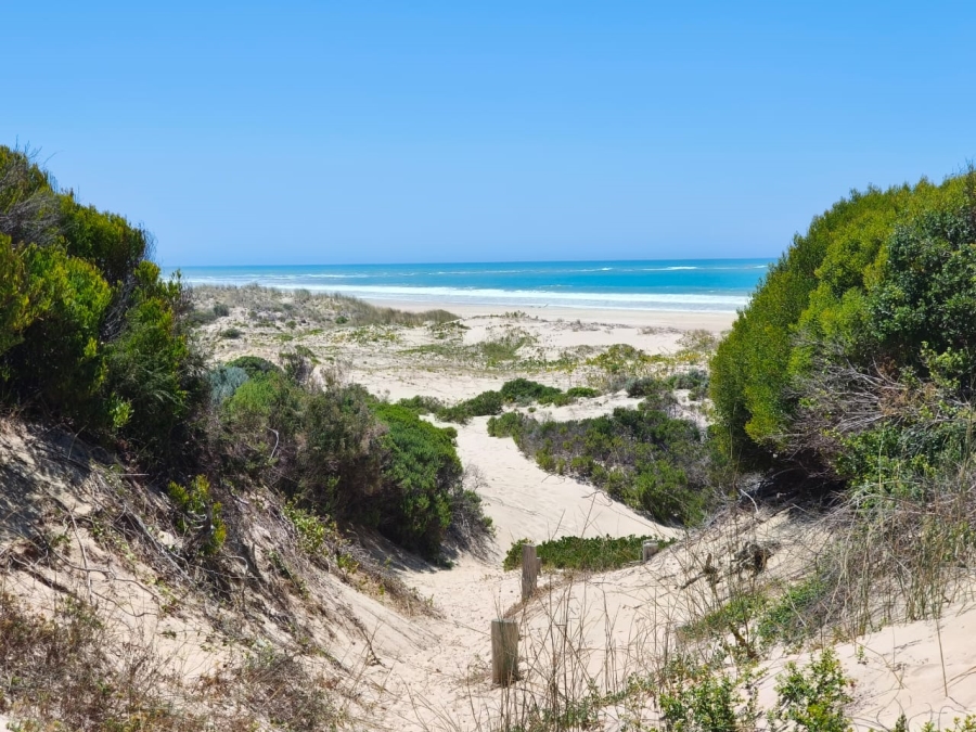 0 Bedroom Property for Sale in Paradise Beach Eastern Cape